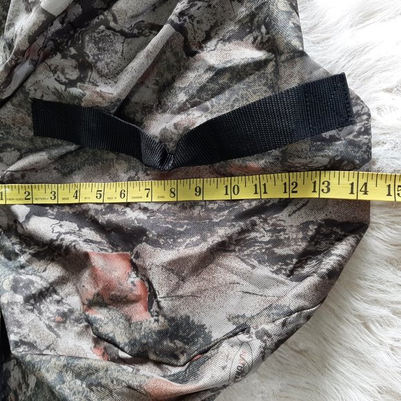 Green Natural Camo Gym Duffle Bag 36-inch - Picture 8 of 9